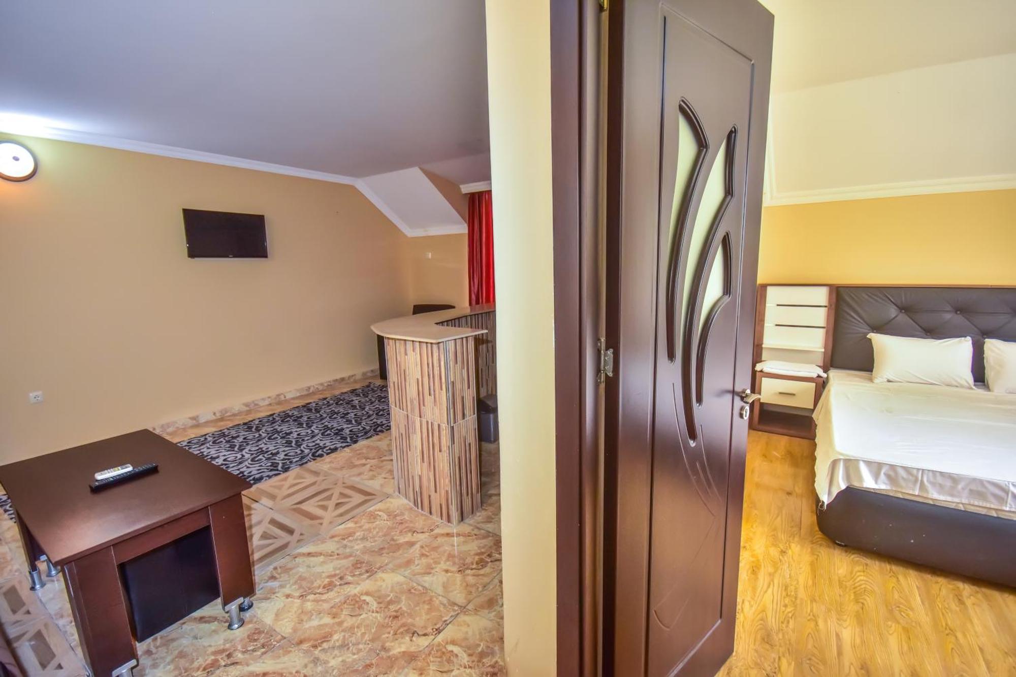 Family Apartments In باتومي المظهر الخارجي الصورة