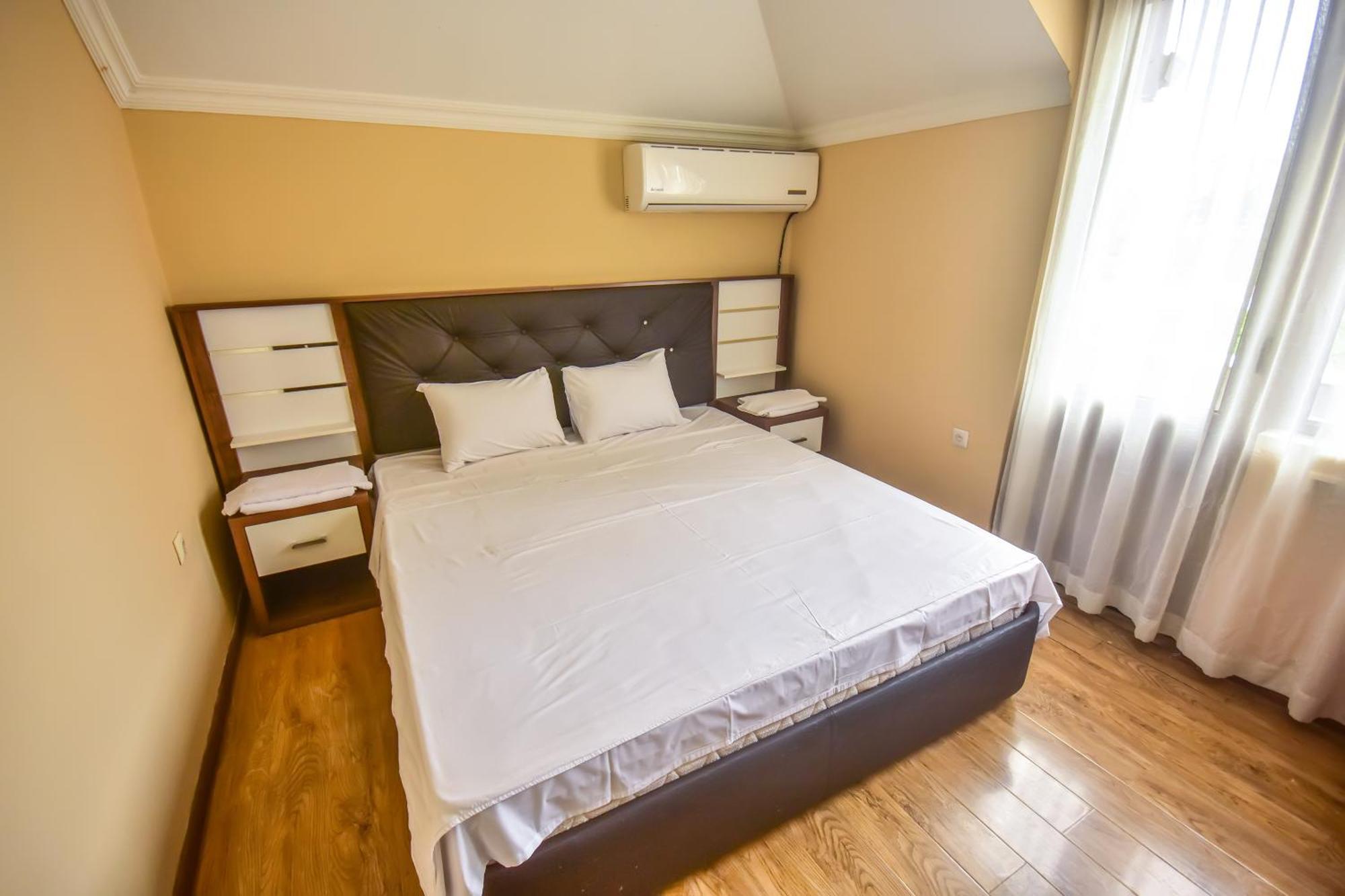 Family Apartments In باتومي المظهر الخارجي الصورة