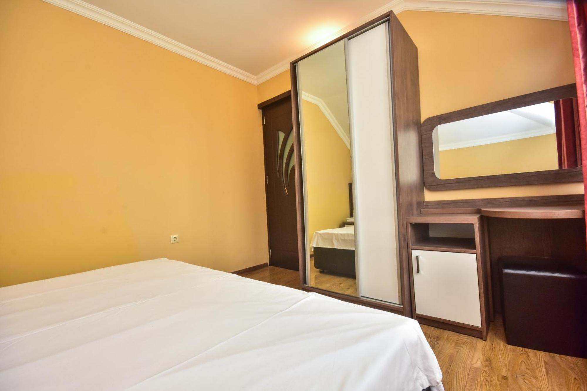 Family Apartments In باتومي المظهر الخارجي الصورة